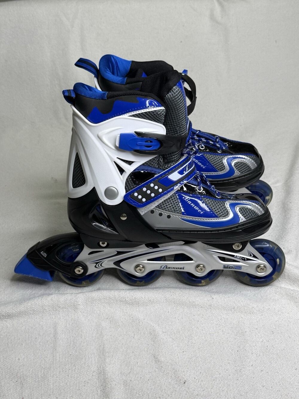 Banwei inline Adjustable Size Skates US M 6.5-9 W 8-10.5 With Light Wheels